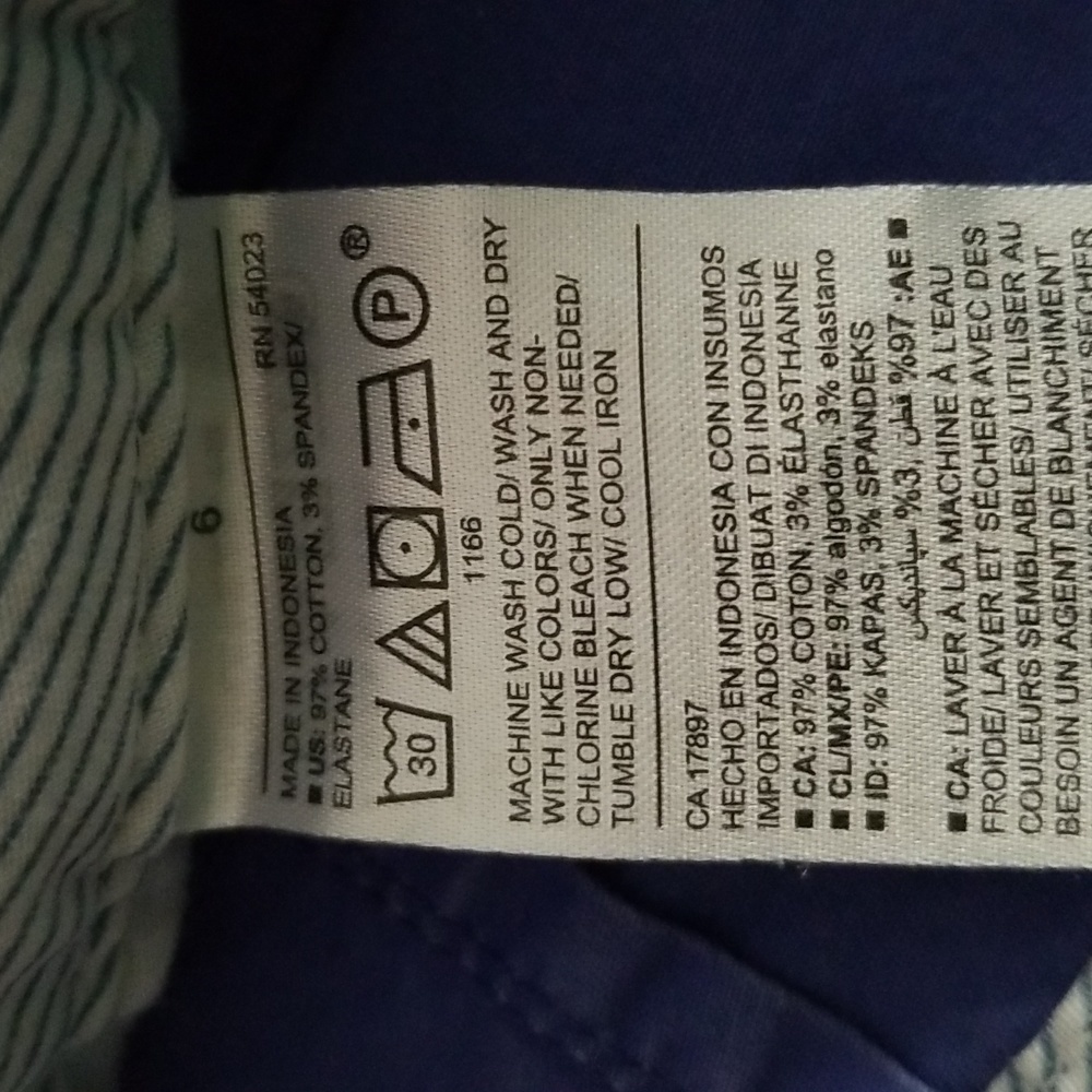 Old Navy Everyday Shorts - Picture 10 of 13
